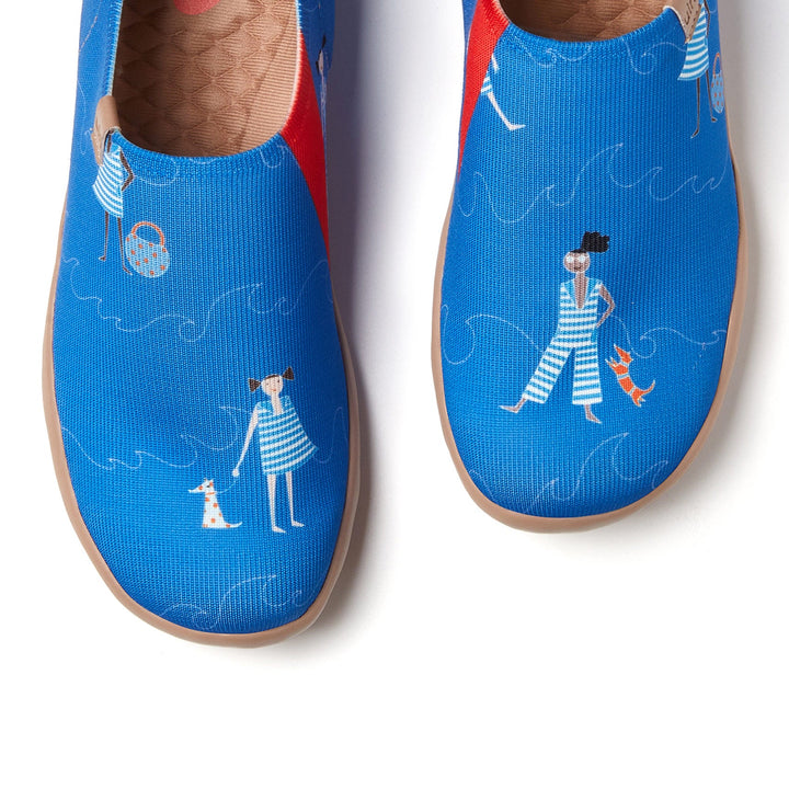 Coastal Walk with Pups 1 Toledo A1 Women