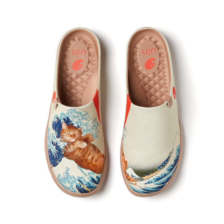 The Great Wave and the Cat 2 Malaga Women