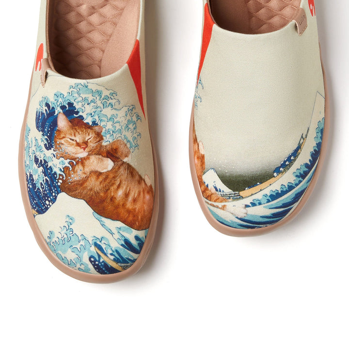 The Great Wave and the Cat 2 Malaga Women