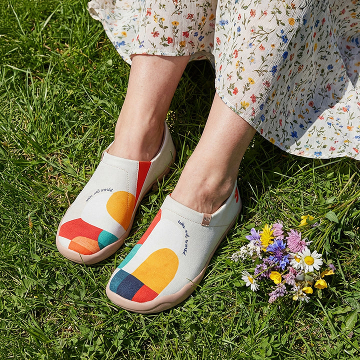 Hold That Color Women