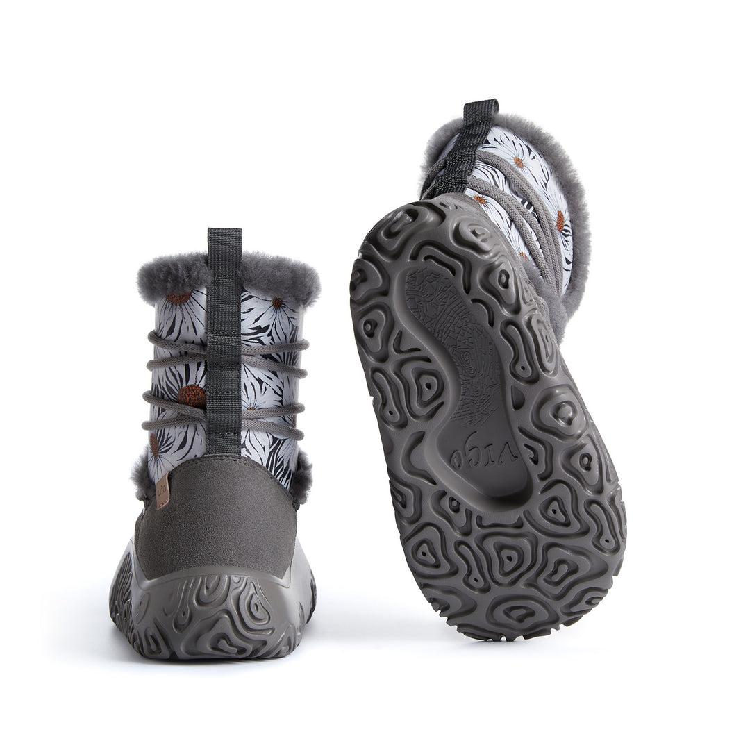 Monochrome Daisies 1 Vigo 24 Women