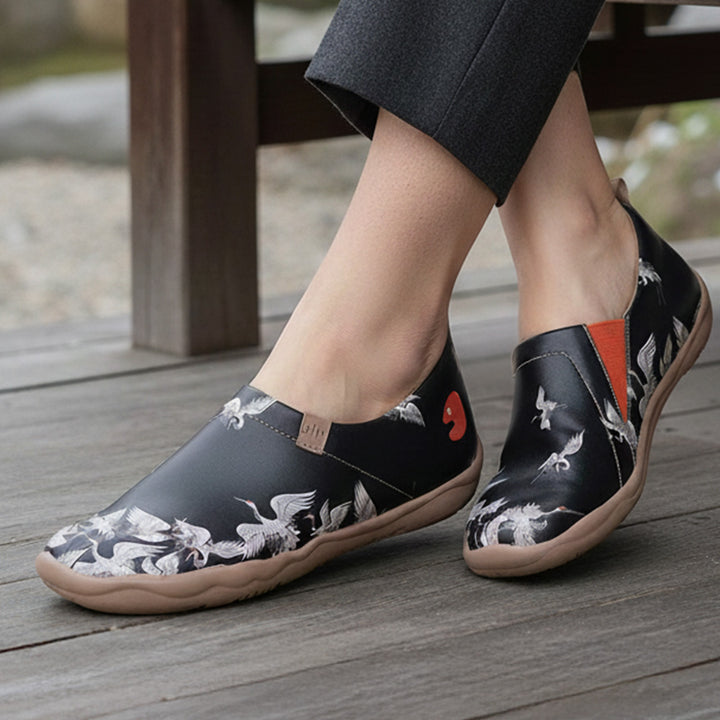 Crane in Dark Toledo I Women