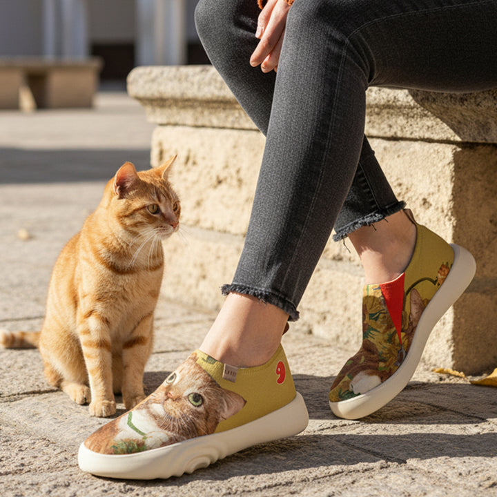 Sunflowers and Cat 4 Toledo XV Women